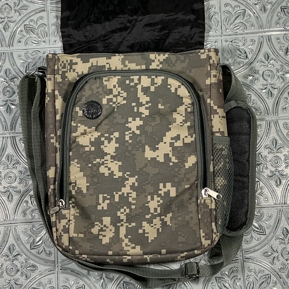 U.S. Army Digital Camo Messenger Bag Crossbody Kids Teens Adult Travel Satchel